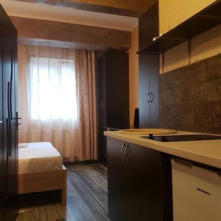 Fire Suites Iasi Exterior photo