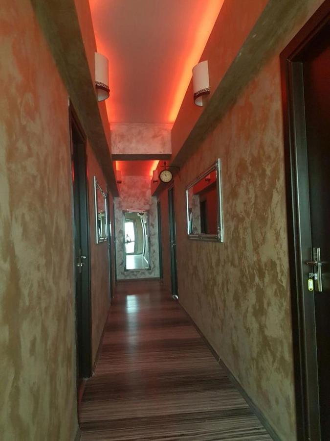 Fire Suites Iasi Exterior photo